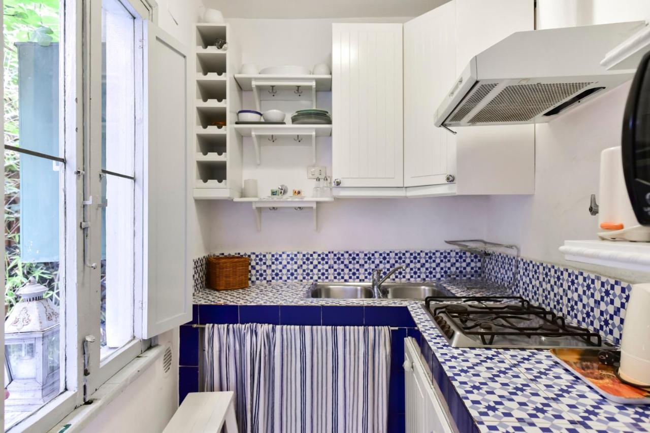 Monti Secret Garden Apartment Рим Екстериор снимка