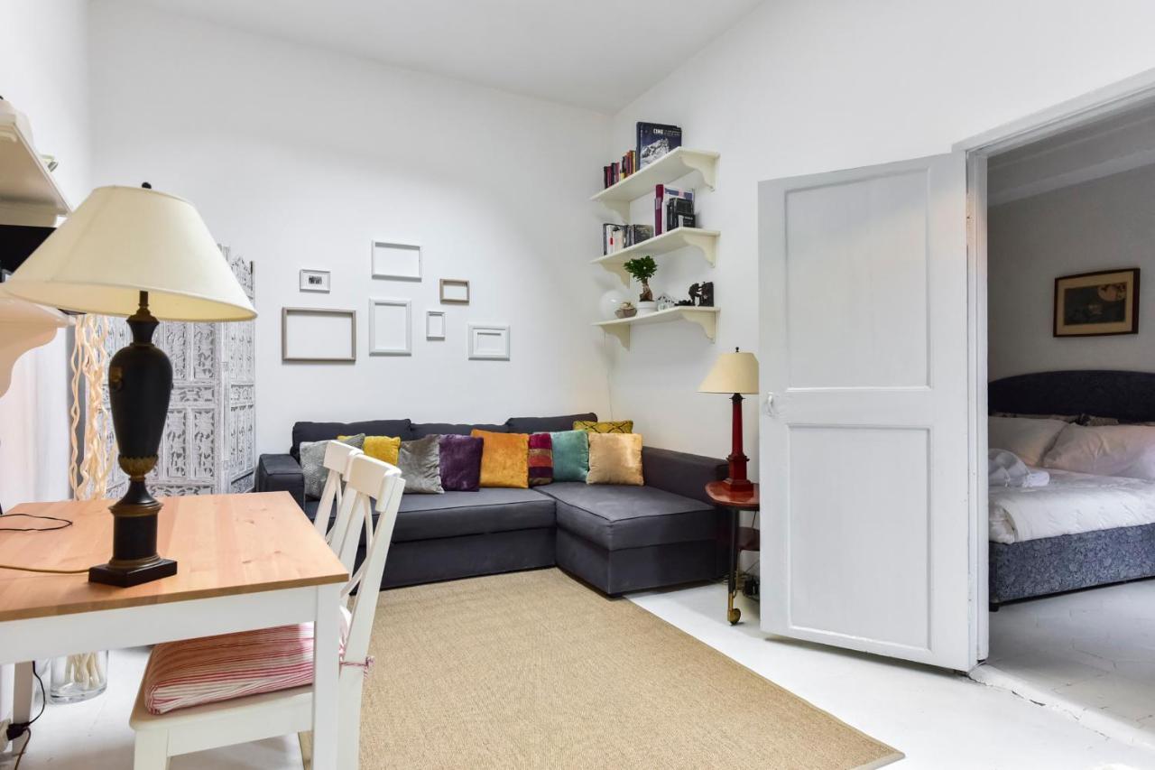 Monti Secret Garden Apartment Рим Екстериор снимка