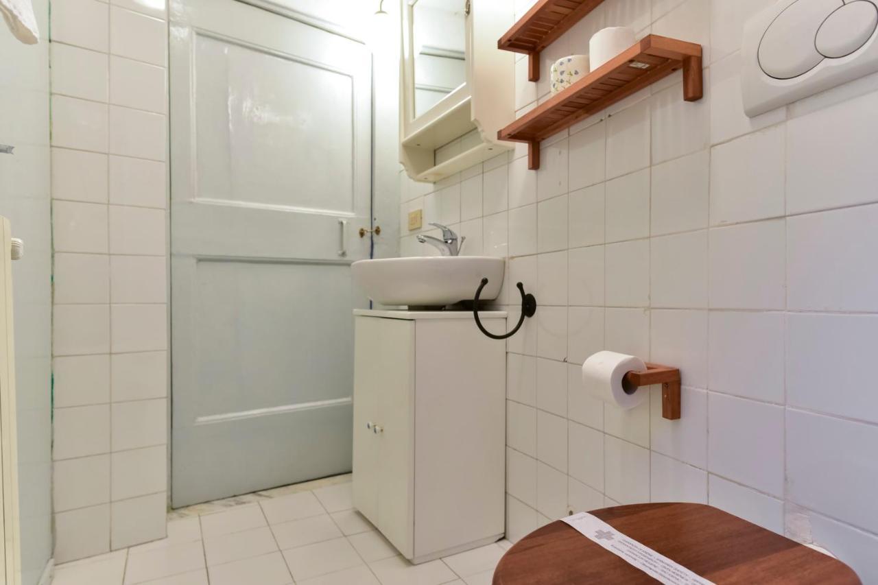 Monti Secret Garden Apartment Рим Екстериор снимка