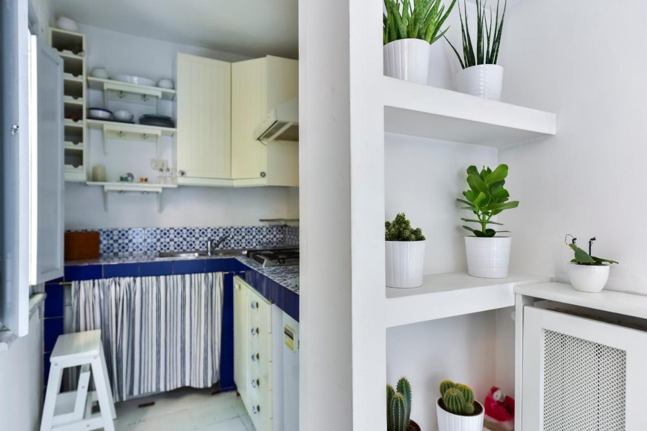 Monti Secret Garden Apartment Рим Екстериор снимка