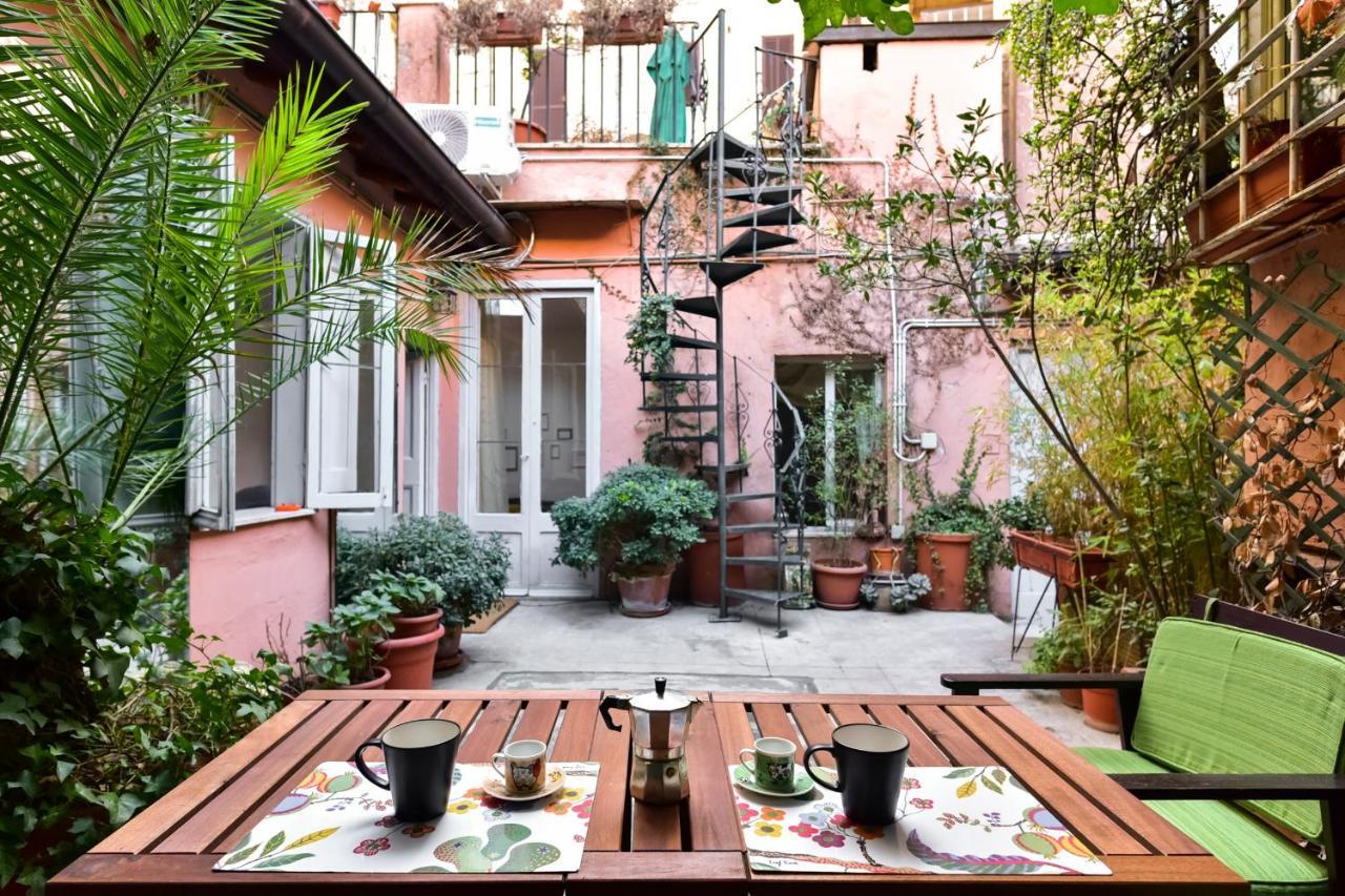 Monti Secret Garden Apartment Рим Екстериор снимка